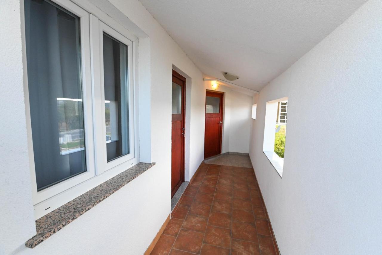 Holiday Home Donji Lepuri Lisicici Ngoại thất bức ảnh