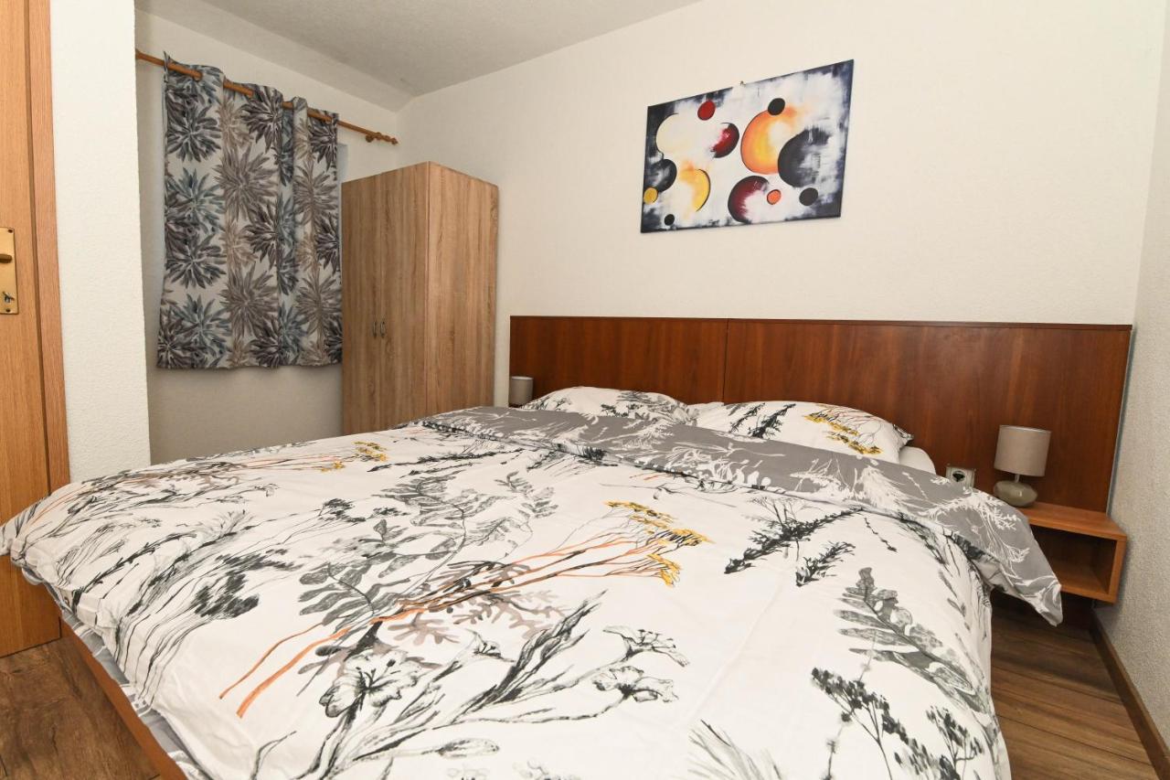 Holiday Home Donji Lepuri Lisicici Ngoại thất bức ảnh