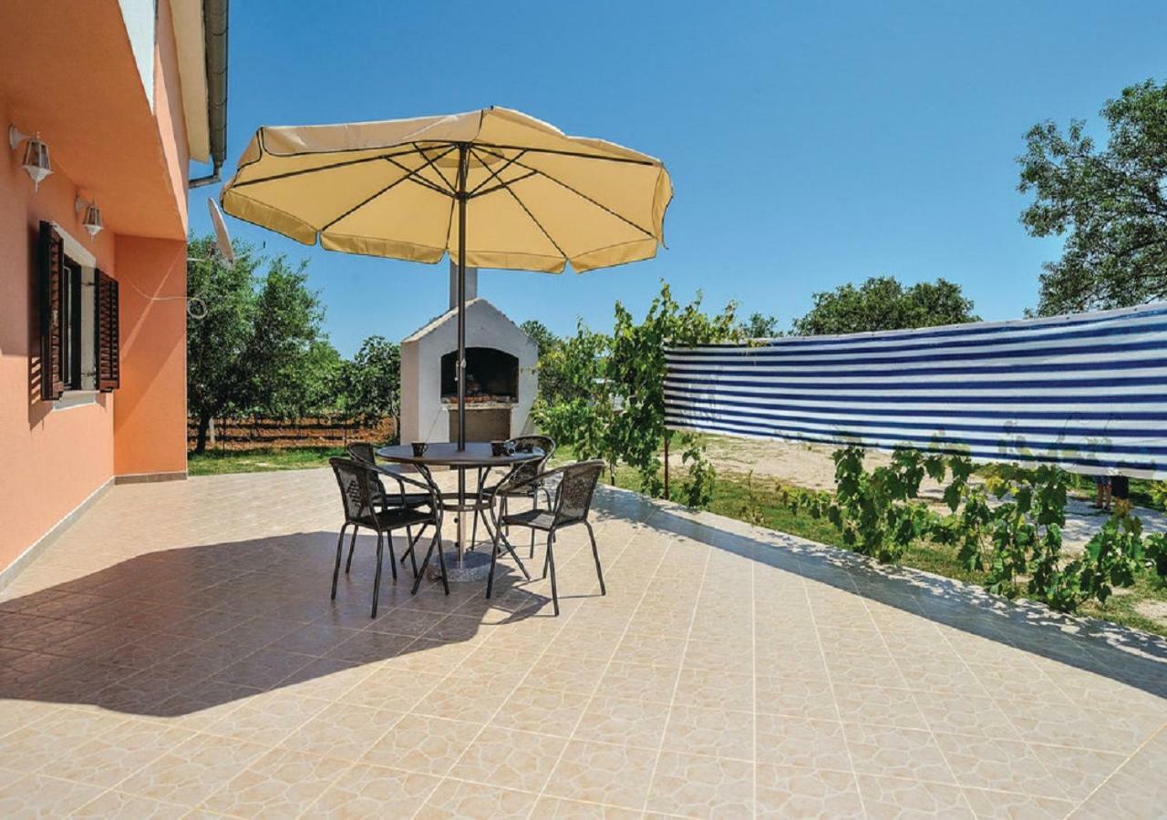 Holiday Home Donji Lepuri Lisicici Ngoại thất bức ảnh